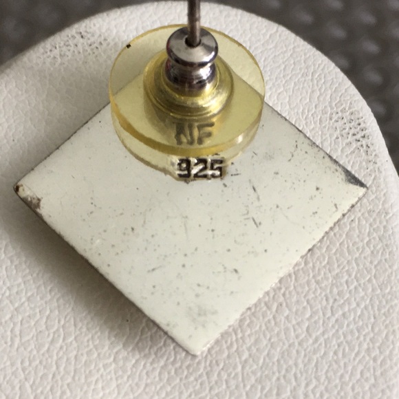 🖤Vtg Native American sterling and turquoise earrings - Picture 9 of 17